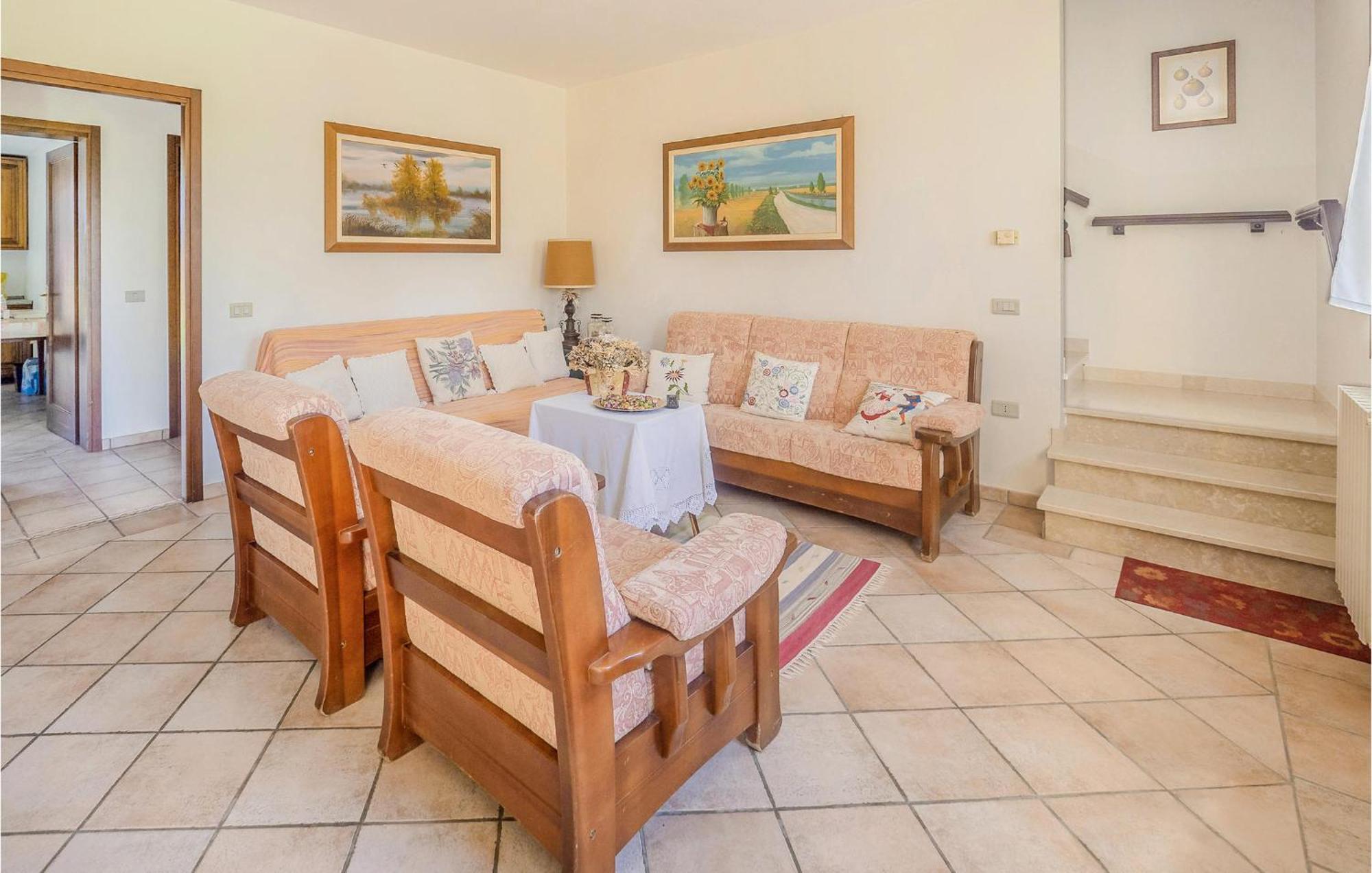 Awesome Home In Ariano Nel Polesine With Kitchen San Basilio エクステリア 写真