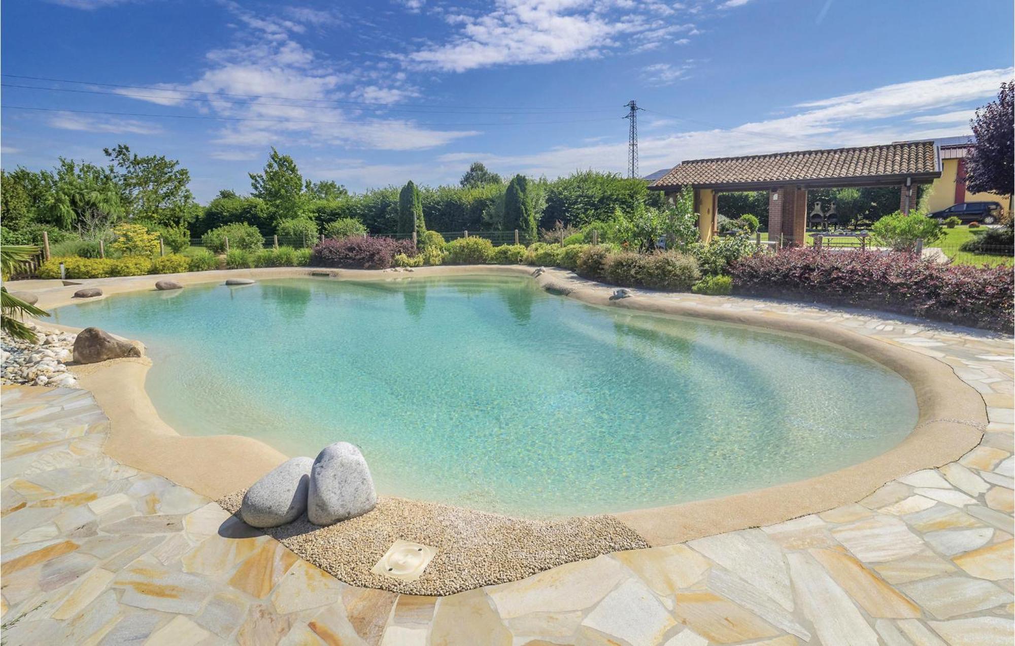 Awesome Home In Ariano Nel Polesine With Kitchen San Basilio エクステリア 写真